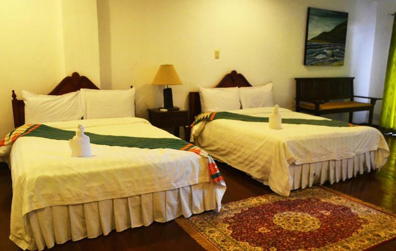 Sipalay Jamont Hotel Exterior photo