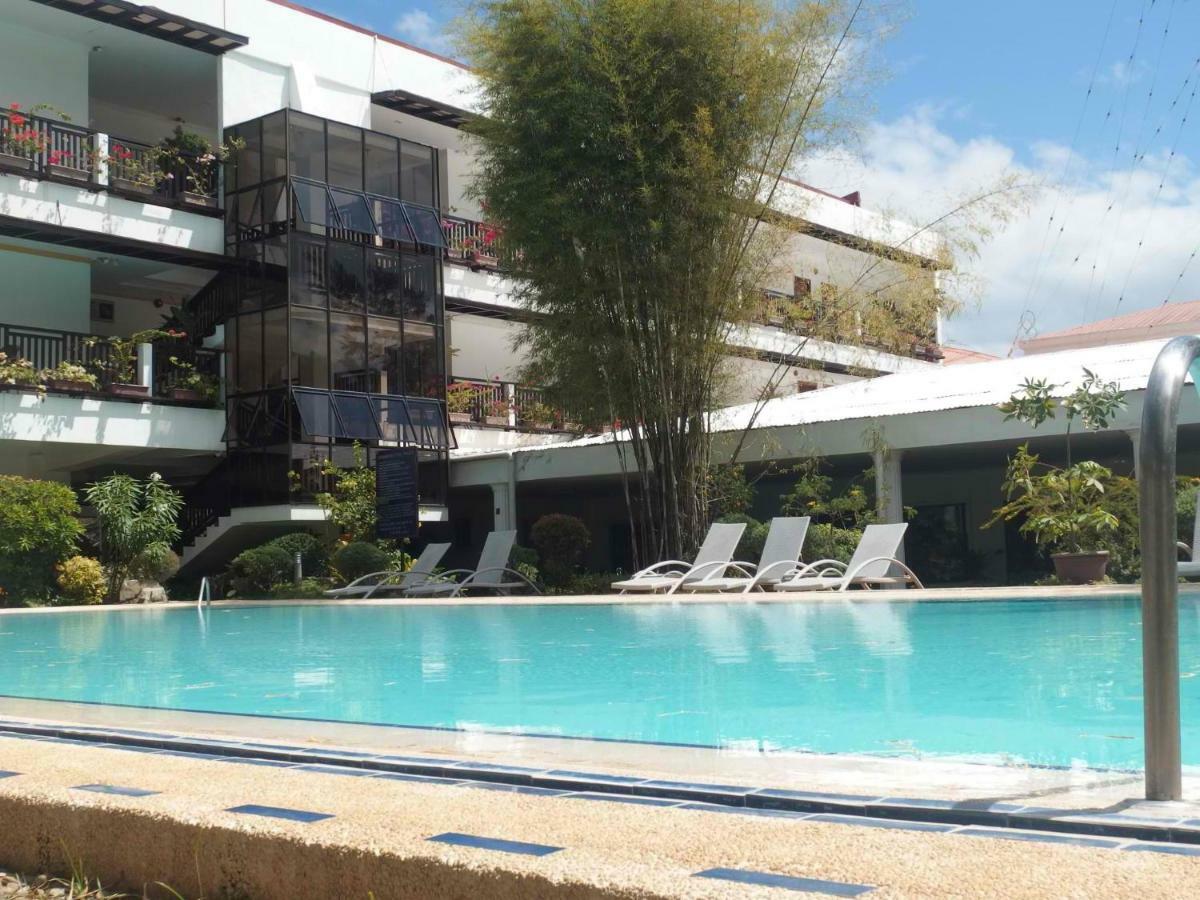 Sipalay Jamont Hotel Exterior photo
