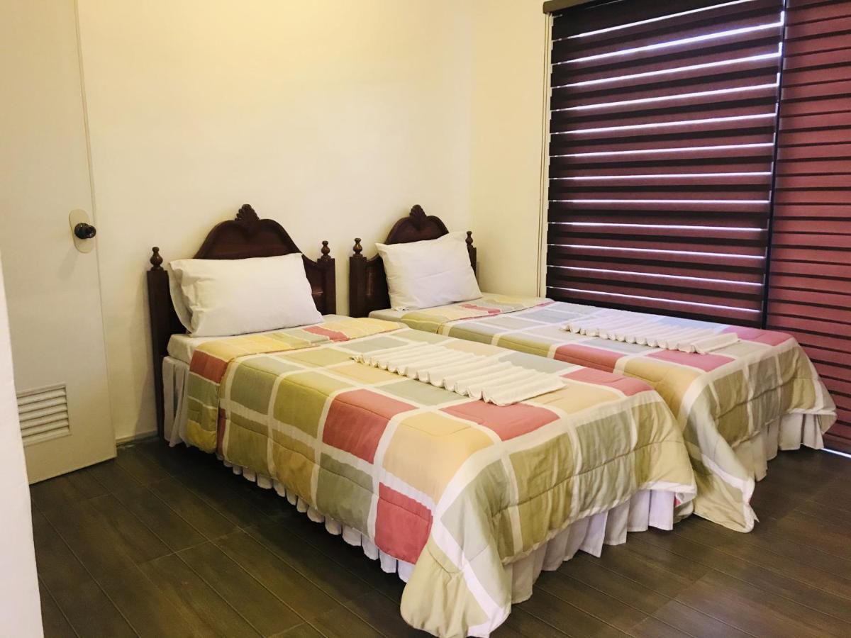 Sipalay Jamont Hotel Exterior photo